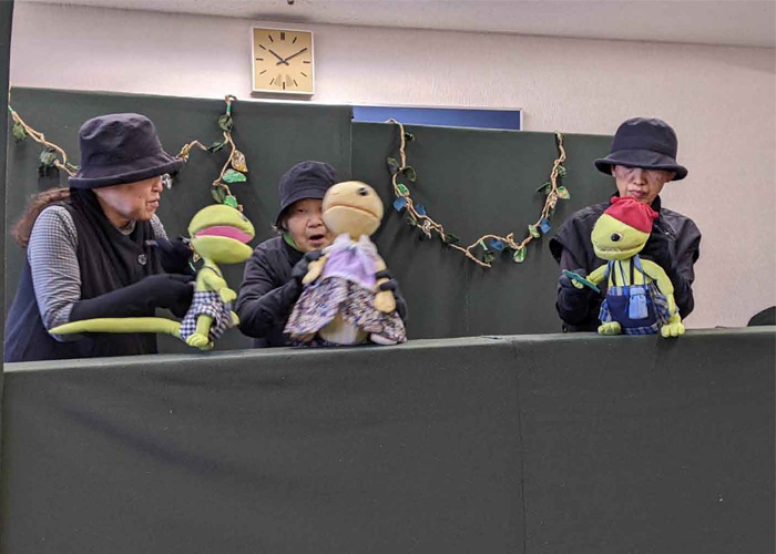 人形劇団「おたまじゃくし」さんのほのぼの人形劇